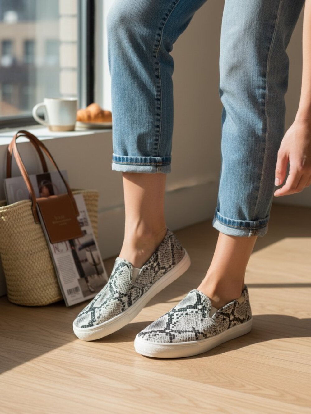 Keds for Kate Spade Sneaker Women's Snake Print Slip On Loafer Shoe size 6